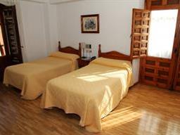 Habitacion Doble Basica